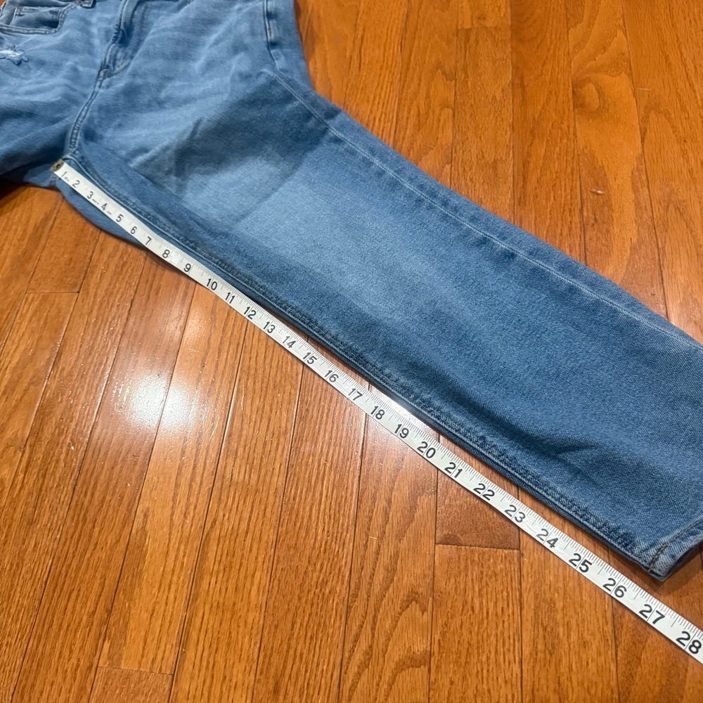 American Eagle Mom Jeans Womens 10 Stretch Denim Pants Light Wash Distressed - Picture 10 of 11